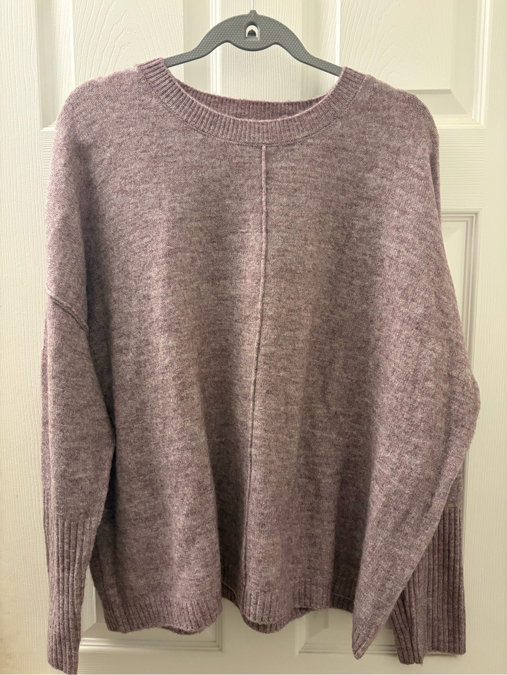 Legendary outfitters Relaxed Crewneck Sweater in Mauve